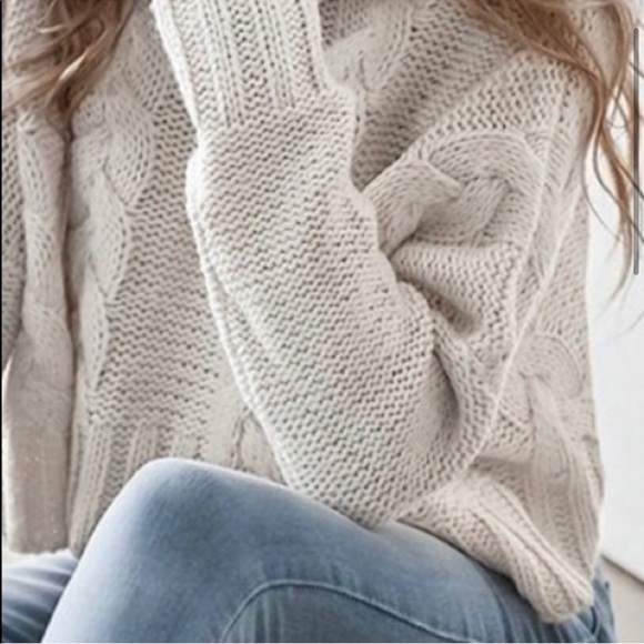 🍁LAST ONE Oversized Cable Knit Turtleneck Sweater🍁 - Picture 8 of 15